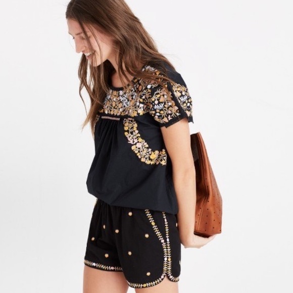 Madewell Pants - Madewell embroidered Spring time shorts Medium
